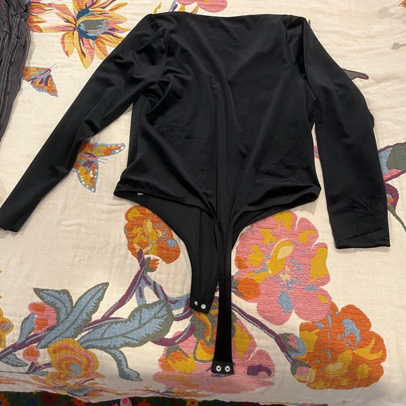 Good American velvet leotard - Picture 2 of 4